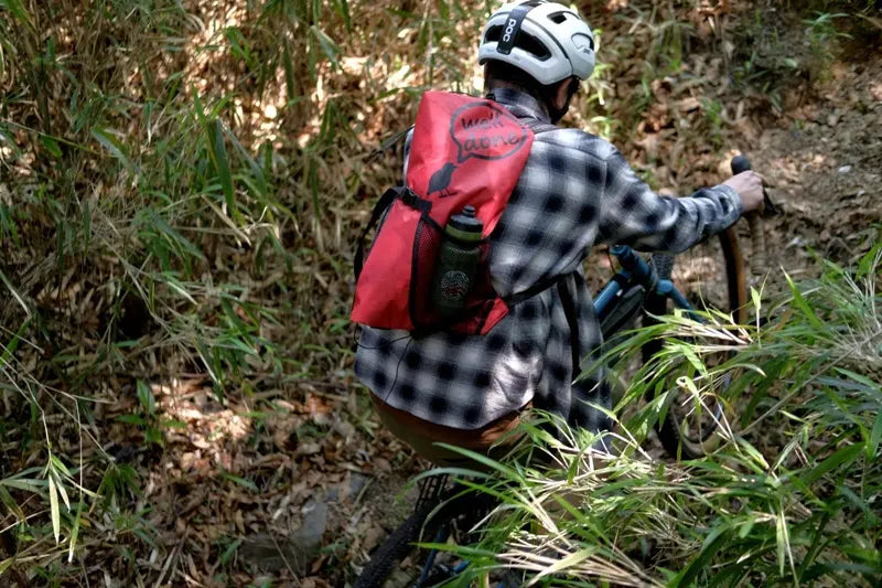 Chips Bag 13L バックパッキングギア ロールトップリュック X-PACバッグ ハイキングリュック 自転車旅 ガレージブランド アウトドア軽量バッグ