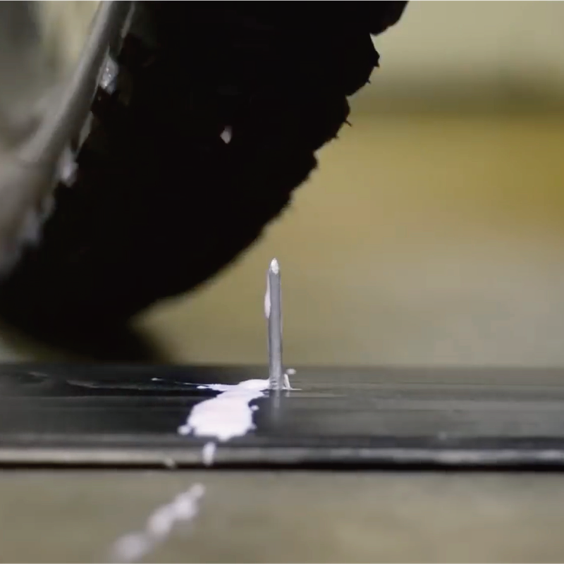 NOPUNCTURE HASSLE TUBELESS 140ml マックオフ シーラント