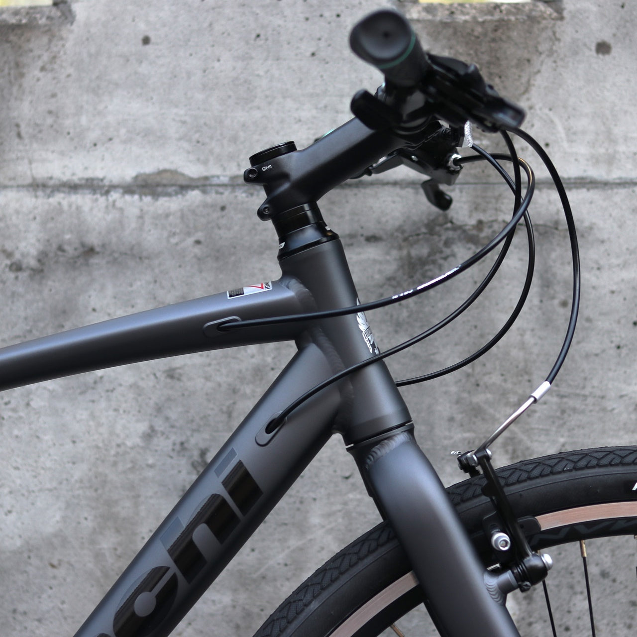【在庫セール!】【2025年モデル】C-SPORT1(Vブレーキ) Bianchi ビアンキ C-SPORT1 クロスバイク 通勤 フィットネスバイク 700C タイヤ スポーツバイク 初心者