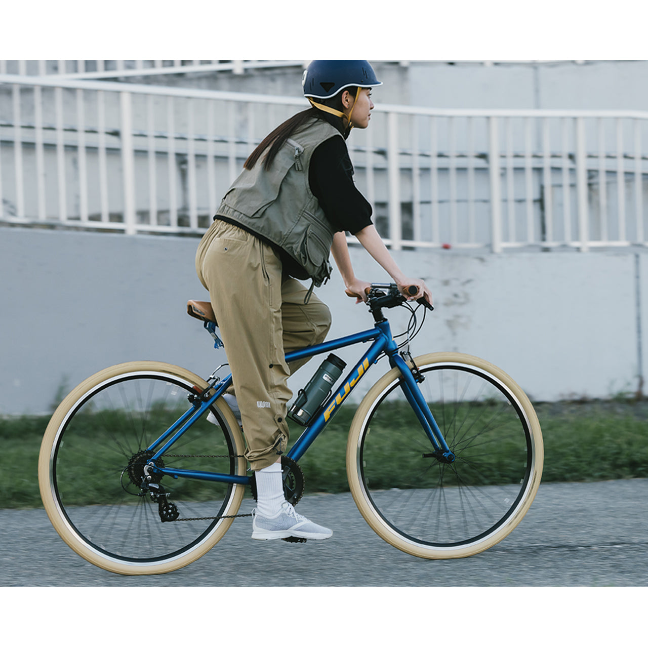 【2026年モデル】RAIZ FUJI クロスバイク フジ 自転車 アルミフレーム クロスバイク シティライド 通勤 クロスバイク スポーツバイク 初心者 カスタムクロスバイク