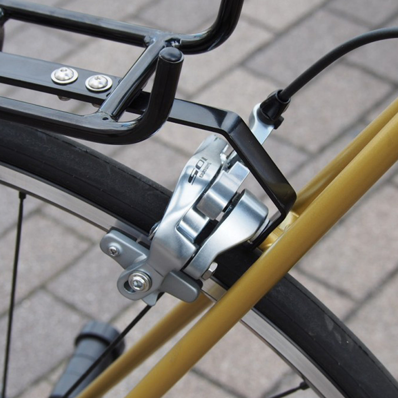 ROAD REAR RACK アデプト