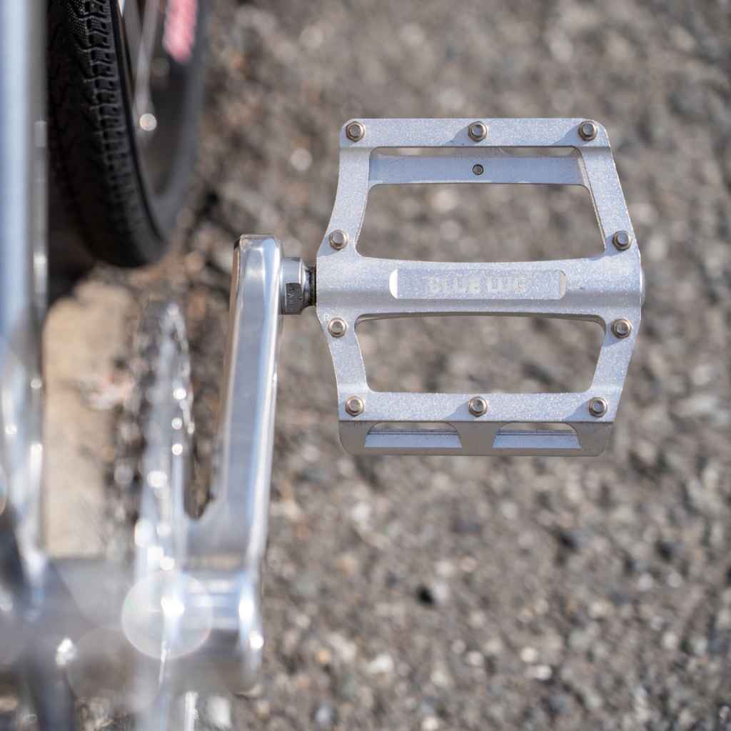 SHARK pedal