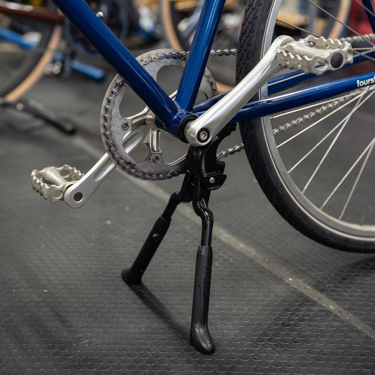 double leg kickstand ブルーラグ キックスタンド センタースタンド ダブルレッグスタンド ブルーラグ スタンド ダブルレッグキックスタンド