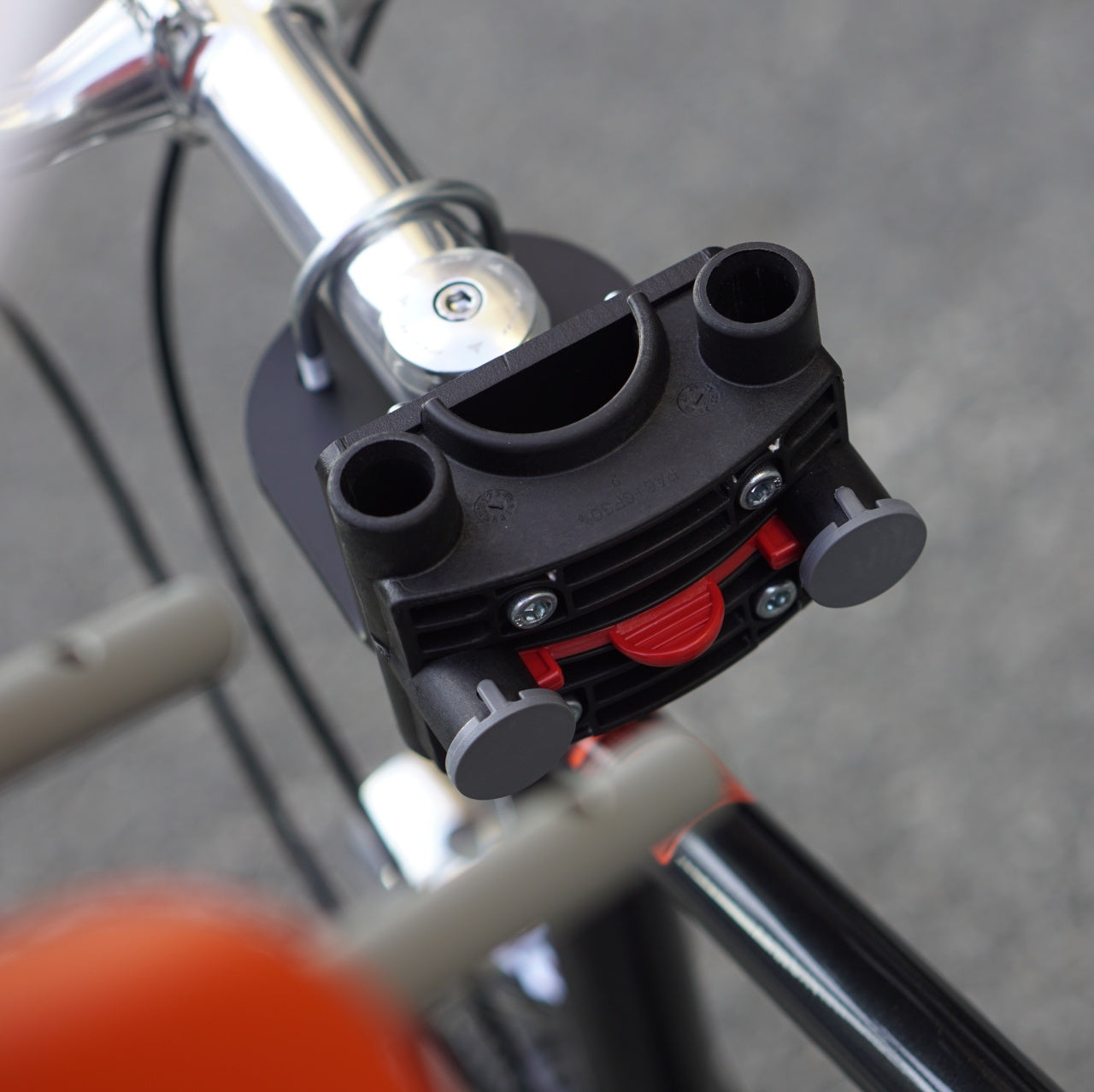 Canine Copilot Brook & Breeze Canine Copilot ドッグシート 犬 自転車 同乗 小型犬 ハーネス ペット用バイクシート クイックリリース ドッグキャリア 犬とのサイクリング