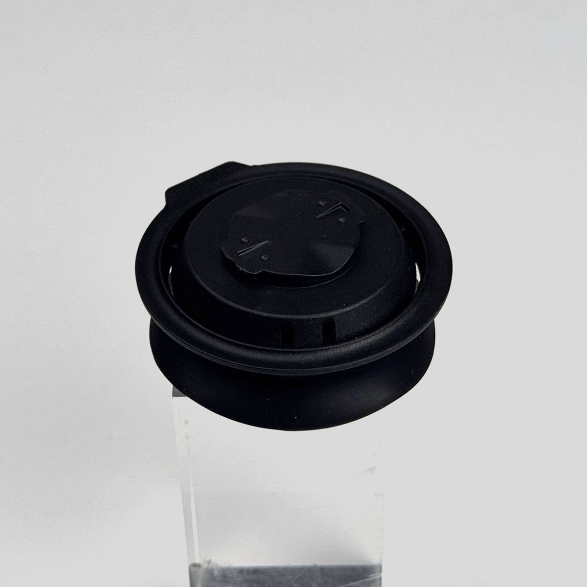 VACUUM TURN BASE FOR GPS MOUNT