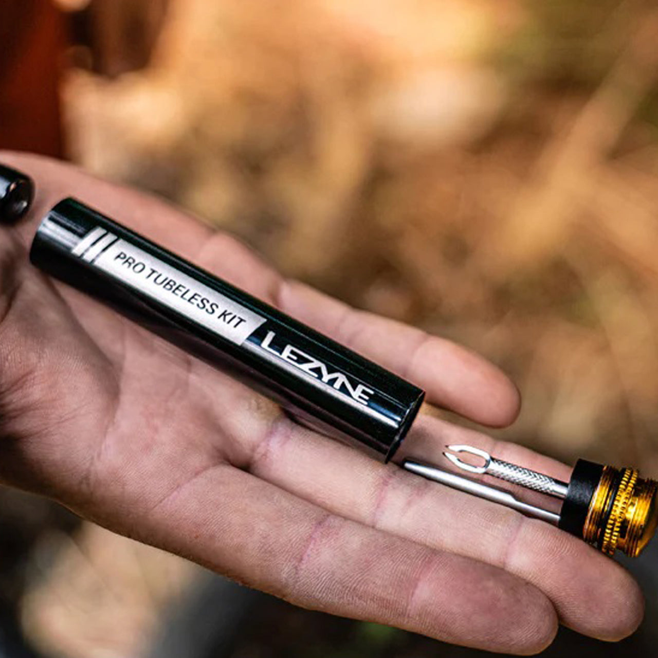 PRO TUBELESS KIT(プロ チューブレス キット)