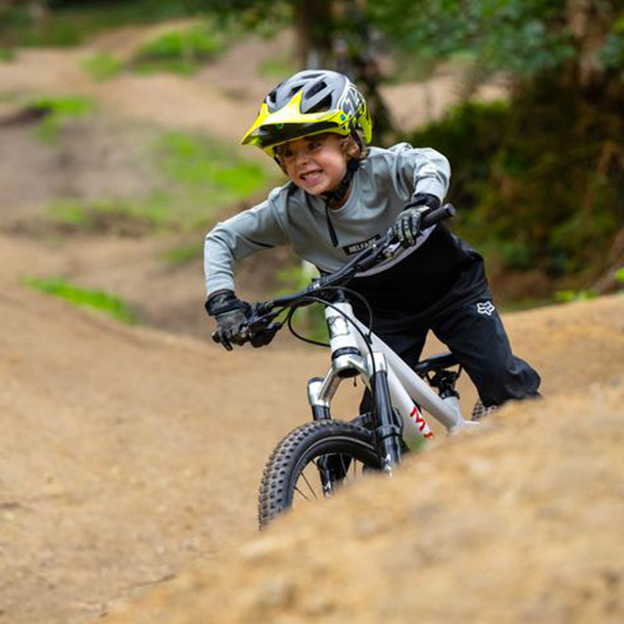 【2025年モデル】SANQUENTIN 20 マリン自転車 子供自転車 キッズマウンテンバイク