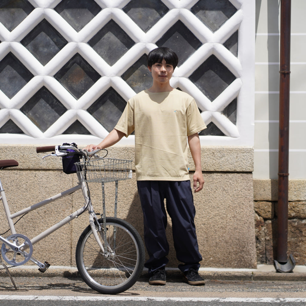 PAPERSKY_MAGAZINE CHECK EASY PANTS