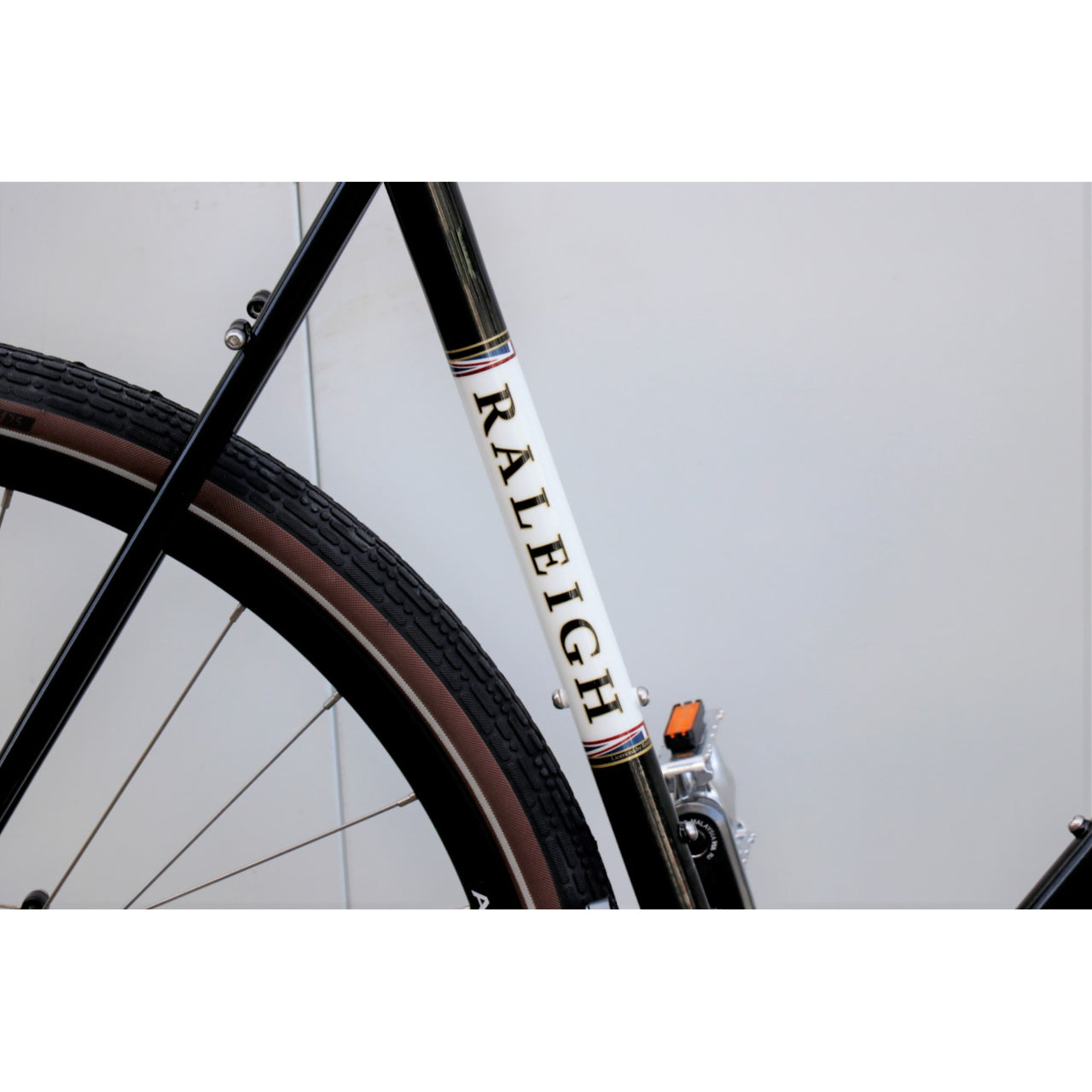 CR-DC(Carlton-DC) ラレー自転車 カールトンDC グラベルロードバイク クロモリフレーム シマノクラリス