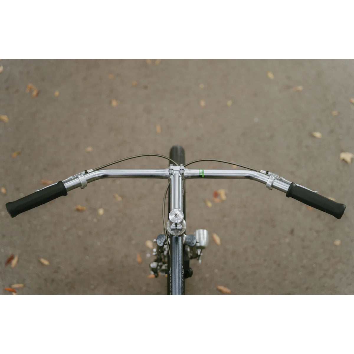 Big Little Nick CrMo Bar SimWorks ハンドルバー クロモリ フラットバー バックスイープバー クルーザーハンドル アドベンチャーバイク ハンドル NITTO ハンドル カスタムハンドルバー