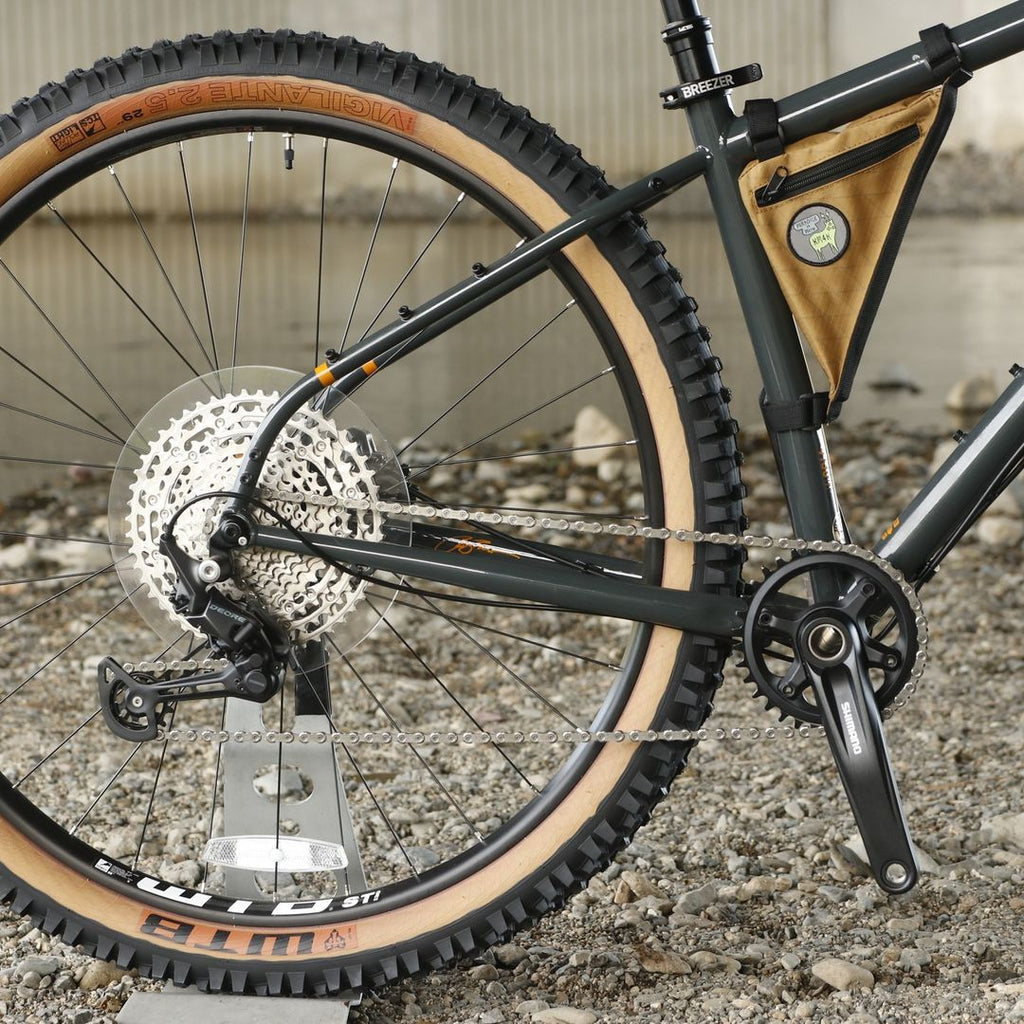 BREEZER_【在庫セール!】【2025年モデル】THUNDER