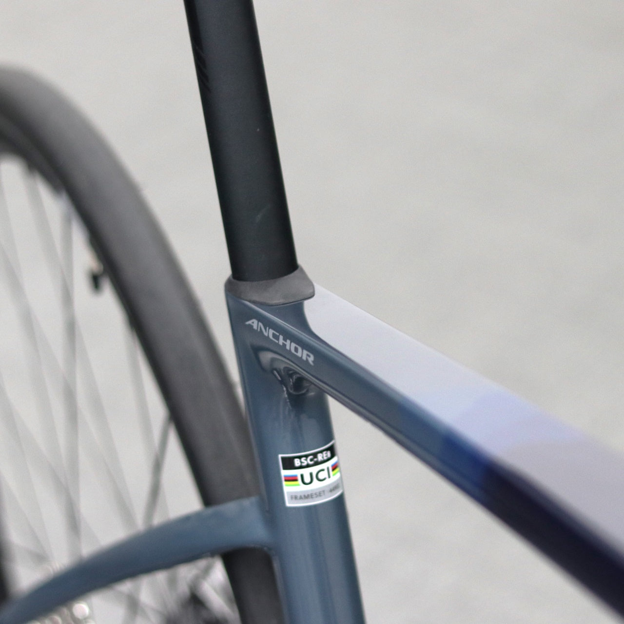 【2025年モデル】RE8 105 Di2 カーボンロードバイク シマノ105 エンデュランス アンカー BRIDGESTONE ブリジストン ブリヂストン