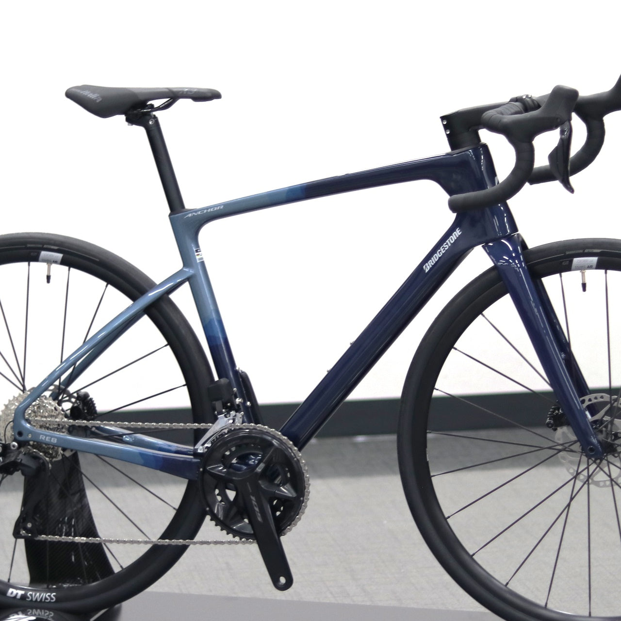 【2025年モデル】RE8 105 Di2 カーボンロードバイク シマノ105 エンデュランス アンカー BRIDGESTONE ブリジストン ブリヂストン