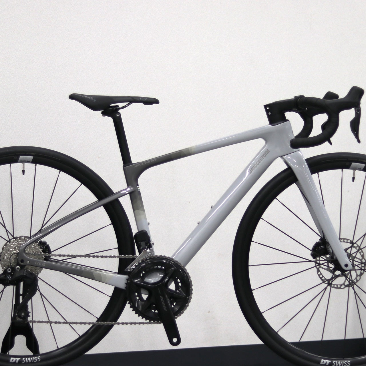 【2025年モデル】RE8 105 Di2 カーボンロードバイク シマノ105 エンデュランス アンカー BRIDGESTONE ブリジストン ブリヂストン