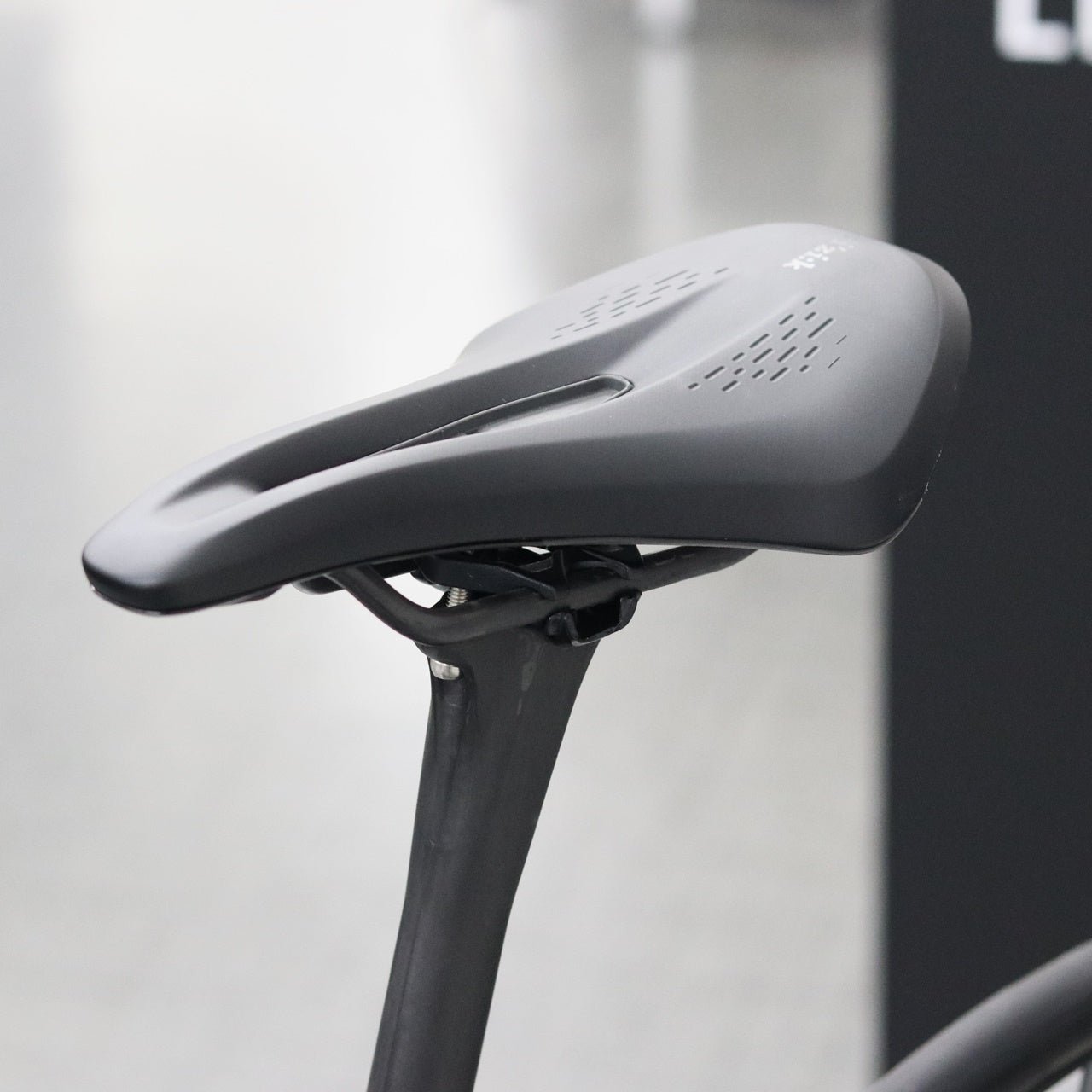 【2025年モデル】RE8 ULTEGRA Di2 エンデュランス カーボンロードバイク アルテグラ アンカー BRIDGESTONE ブリヂストン ブリジストン