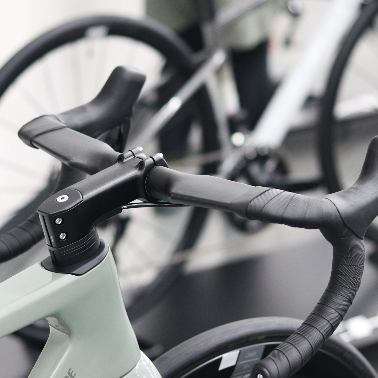【2025年モデル】RE8 ULTEGRA Di2 エンデュランス カーボンロードバイク アルテグラ アンカー BRIDGESTONE ブリヂストン ブリジストン