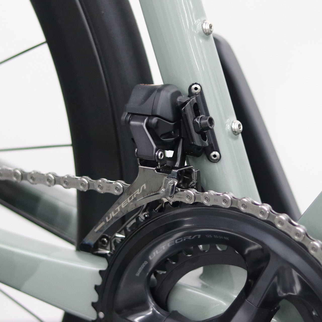 【2025年モデル】RE8 ULTEGRA Di2 アンカー 電動コンポ ロードバイク ULTEGRA Di2 完成車 エアロロード カーボン ロングライド向けロードバイク DT SWISS カーボンホイール エンデュランスロード 高性能 軽量ディスクロードバイク