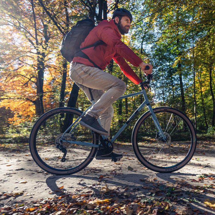 【2025年モデル】RADAR CAFE ブリーザー フラットバーグラベル クロモリバイク SHIMANO DEORE バイクパッキング チューブレスレディ 油圧ディスクブレーキ