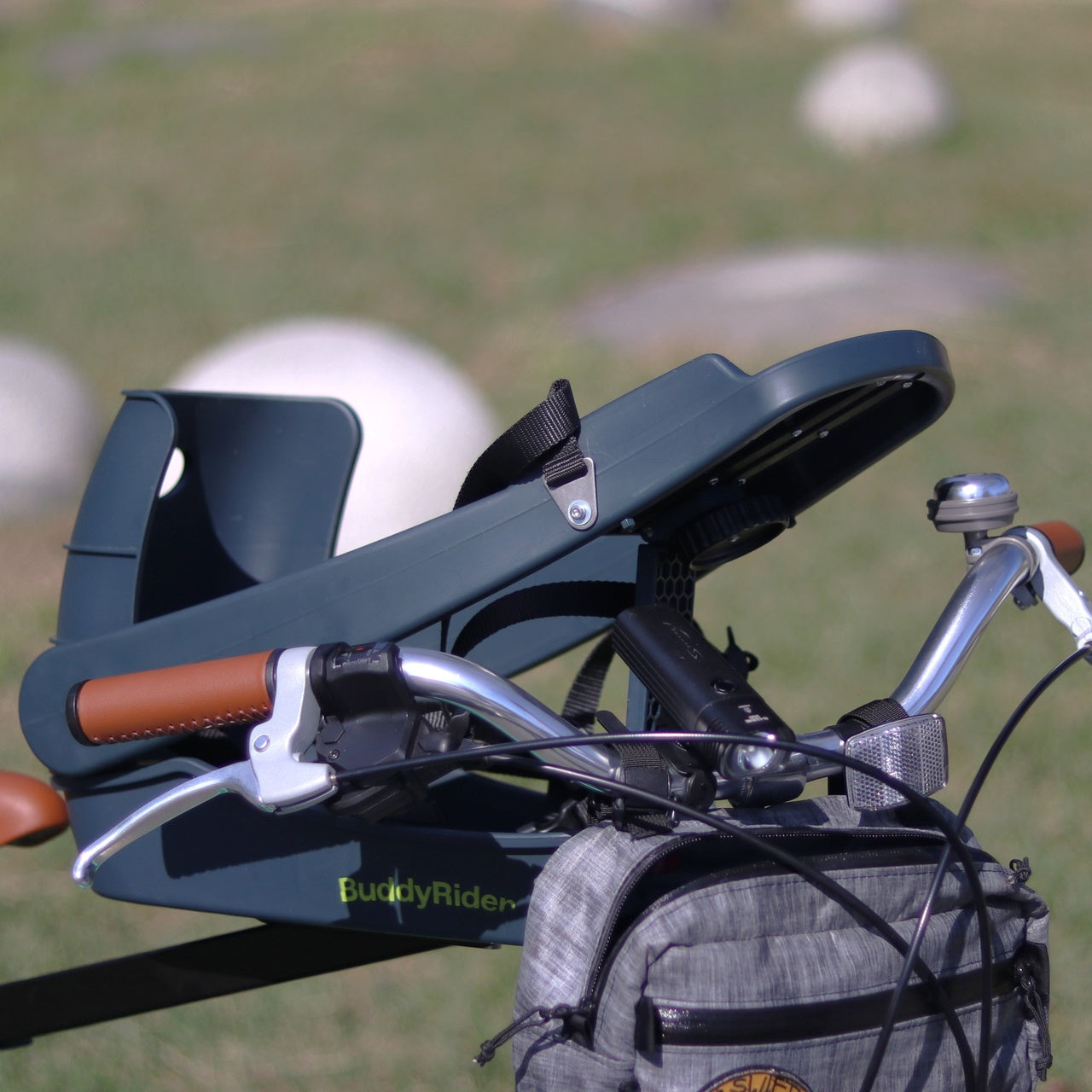 ペットシート Series2(自転車用) 自転車 犬用シート ペットとサイクリング 小型犬用チャイルドシート サイクルアクセサリー 愛犬とおでかけ 前乗せシート 犬用キャリア