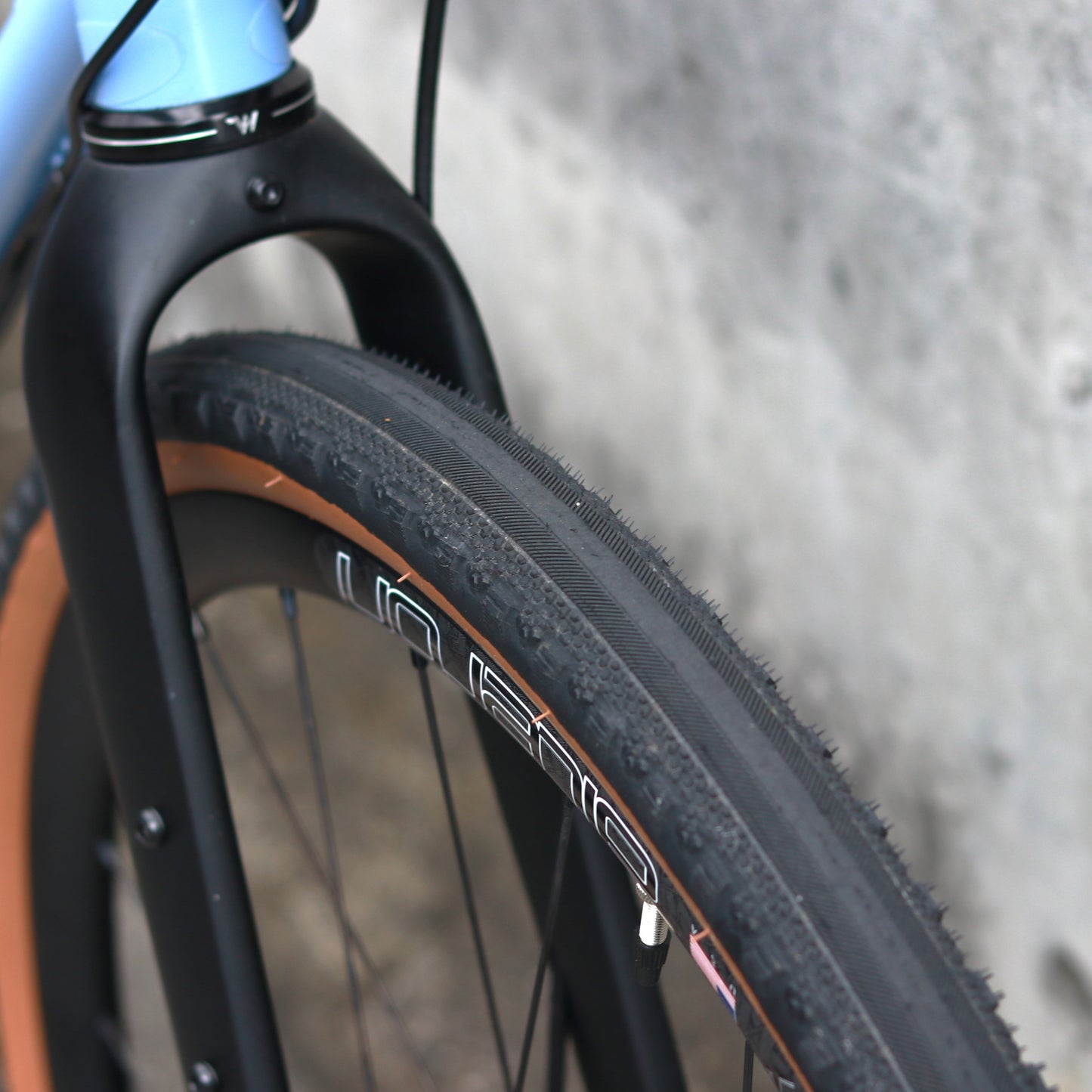 County Ultimate Tubeless Complete グッドイヤー カウンティ アルティメイト チューブレスコンプリート