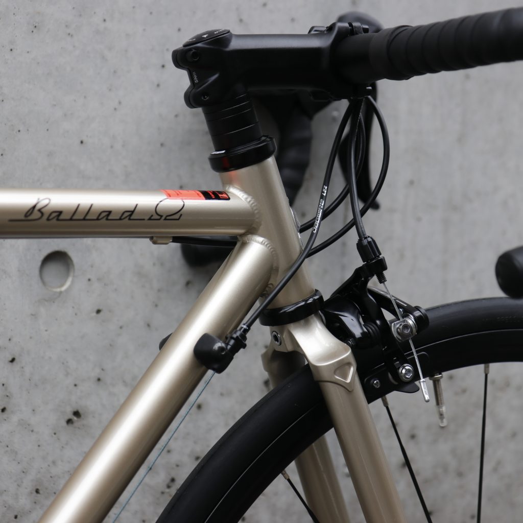 【型落ち在庫セール!】【2023年モデル】BALLAD Ω(OMEGA) フジバイクス バラッドオメガ クロモリロードバイク 型落ち安い fuji自転車