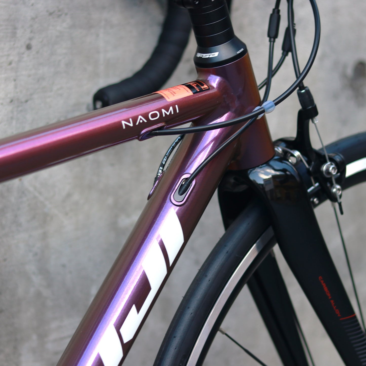 【型落ち在庫セール!】【2023年モデル】NAOMI フジ NAOMI 軽量ロードバイク エントリーロード 街乗りスポーツバイク ロードバイク初心者 SORAコンポ搭載ロード アルミフレームロード