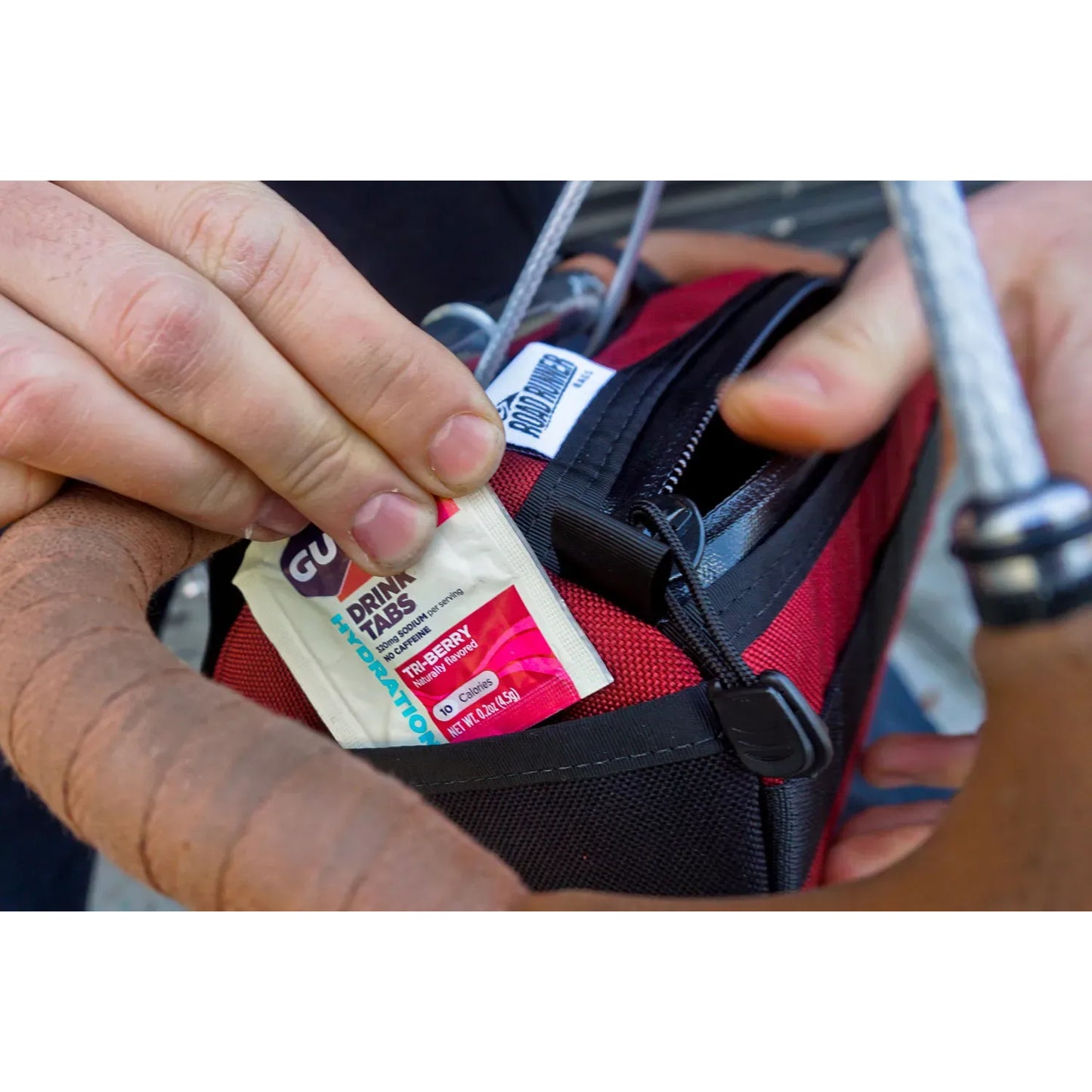 【在庫セール!】California Burrito Handlebar Bag ハンドルバーバッグ 大容量 バイクパッキング ハンドルバッグ ロードランナー バッグ サイドポケット 付き バッグ アメリカ製 自転車バッグ 通勤 ハンドルバッグ ツーリング バッグ 自転車