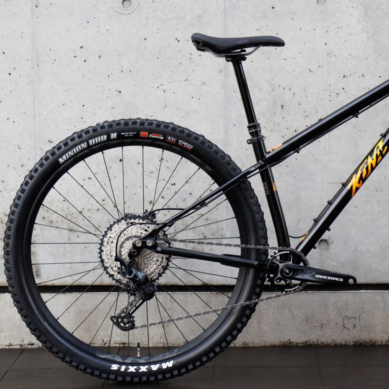 【2025年モデル】HONZO ESD クロモリ ハードテイル ハードテイル ダウンヒル Marzocchi Bomber Z1 SHIMANO 12速 MIX スライダーエンド MTB トレイルバイク 自走 下り系 MTB