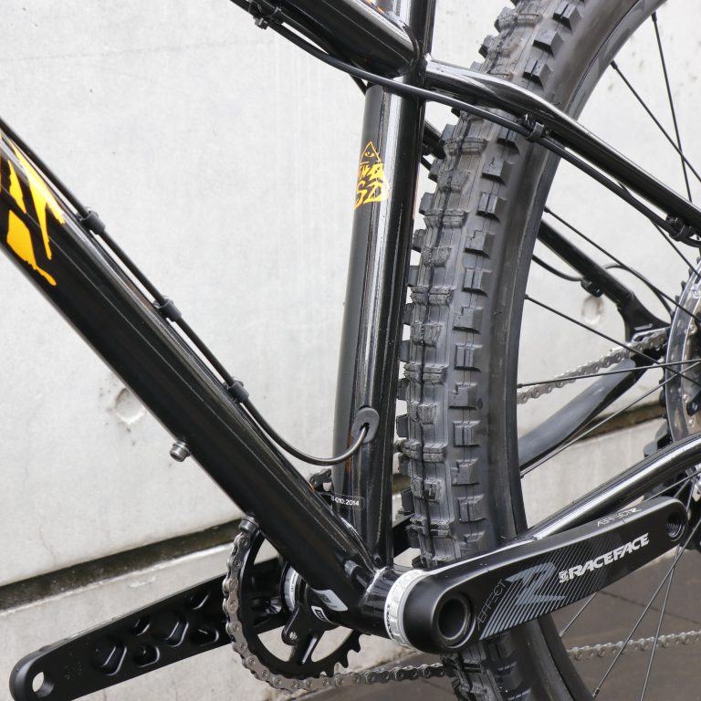 【2025年モデル】HONZO ESD クロモリ ハードテイル ハードテイル ダウンヒル Marzocchi Bomber Z1 SHIMANO 12速 MIX スライダーエンド MTB トレイルバイク 自走 下り系 MTB