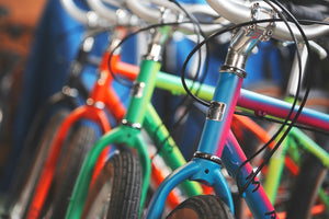 “ちょうどいい抜け感”｜MARIN MUIRWOODS 26を本音レビュー（40TH ANNIVERSARY）