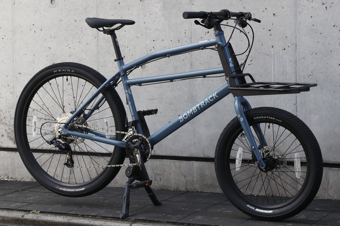 積める前提で、ちゃんと走る｜BOMBTRACK MUNROE CARGO 完成車