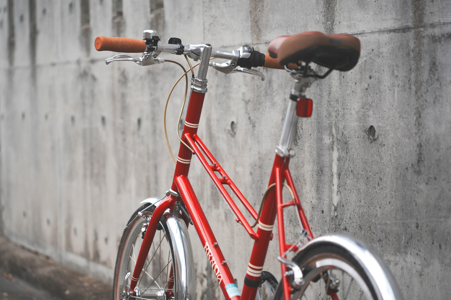 BRUNO 「ブルーノ」 MIXTE SILVER EDITION SAKURA 2022年モデル ミニベロ BRUNO（ブルーノ）2022年モデル MIXTE SILVER EDITION（ミキスト