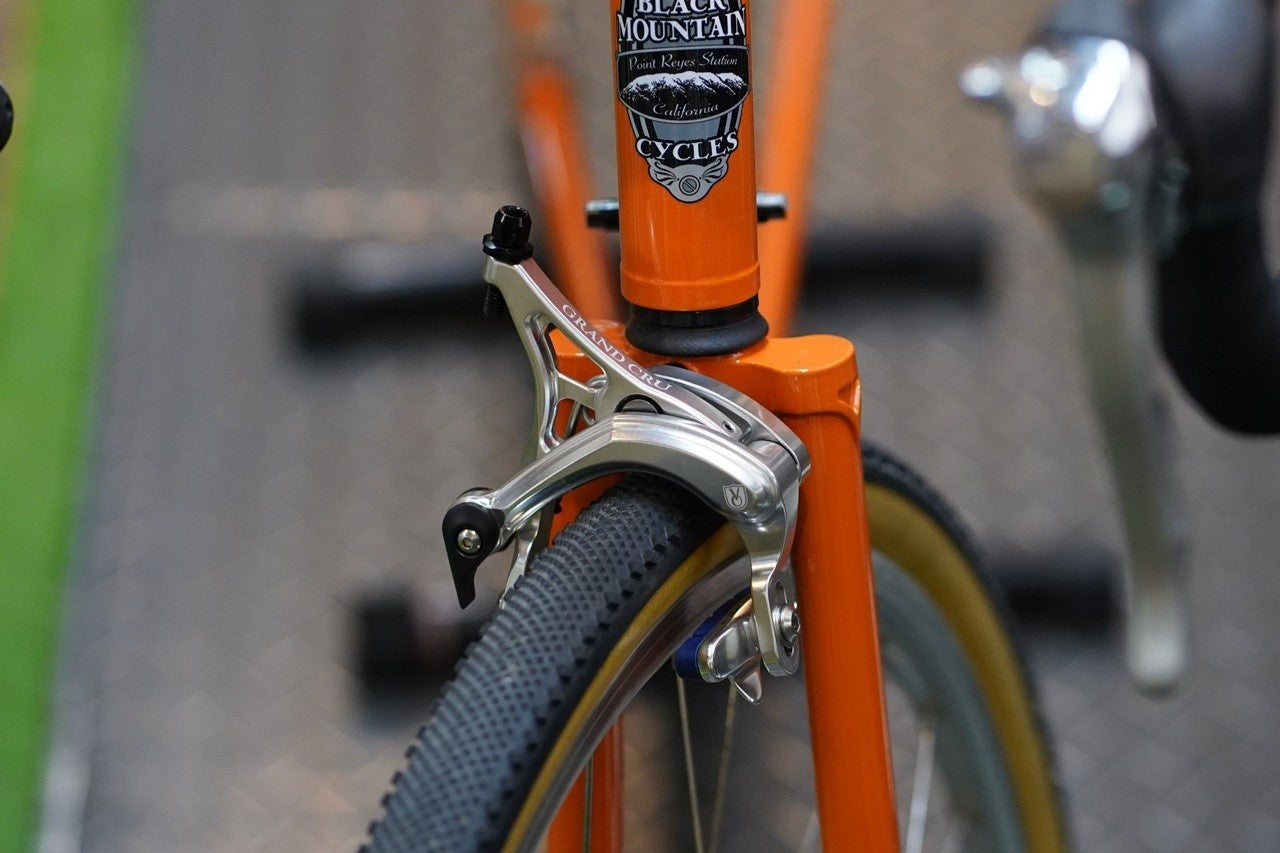 少数派だからこそ選びたい、ちゃんと効くロングリーチ｜VELO ORANGE