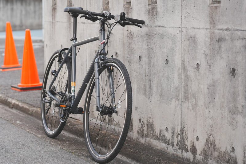 クロスバイク用ハブダイナモホイール WH-A1800R-HD2 前輪とライト