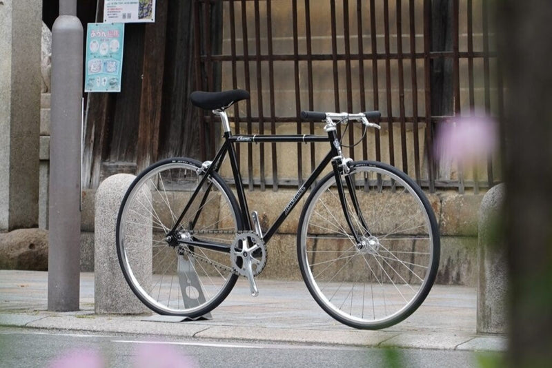 競輪の美しさを、街で気軽に。HOW I ROLL CHAMPという選択