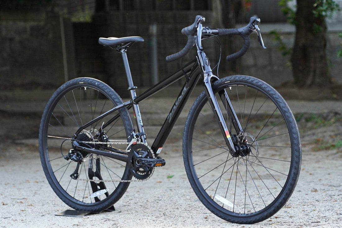 150cmから本格グラベルへ｜SALSA JOURNEYER SORA 700C 小柄な方にもフィットする万能ツーリングロード