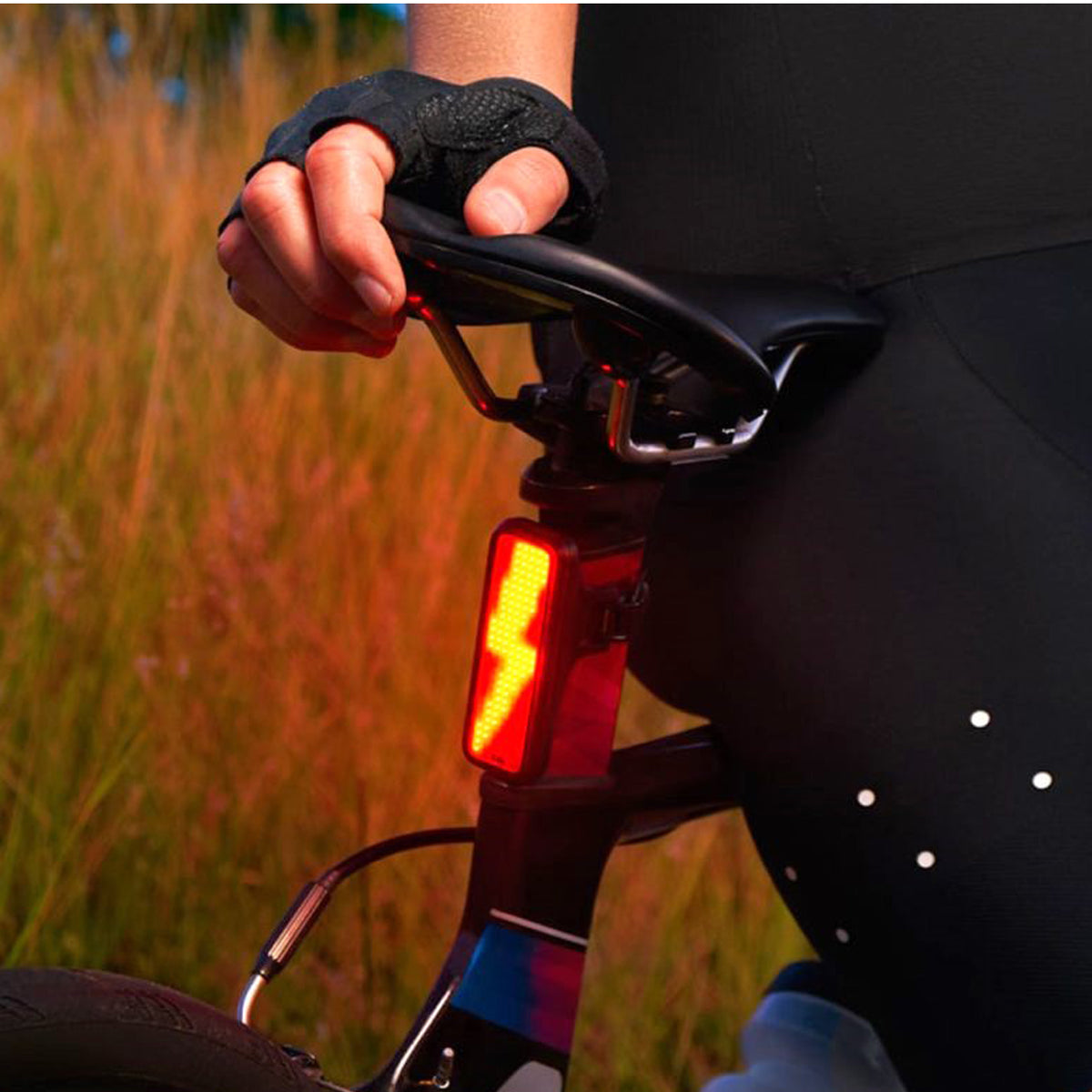 [Stock Clearance Sale!] BLINDER V BOLT