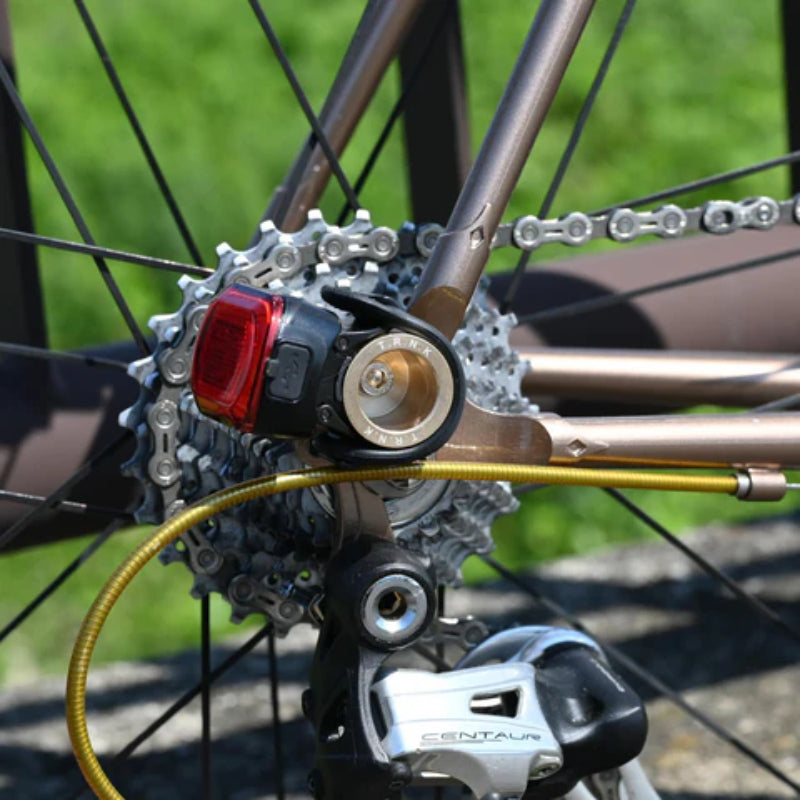 LIGHT MOUNT（SPLASH COLOR） ライトマウント ライトホルダー フロントライト固定 スプラッター塗装 フォークマウントライト 自転車用ライトブラケット バイクカスタムパーツ