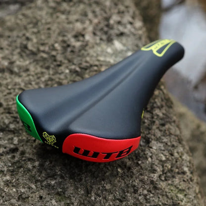 pure V race saddle BL special rasta