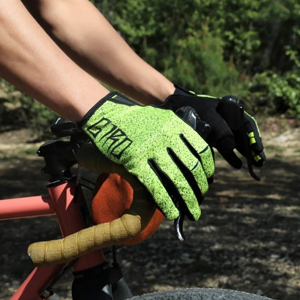 GIRO DND2｜MTBからグラベルまで対応する定番フルフィンガーグローブ