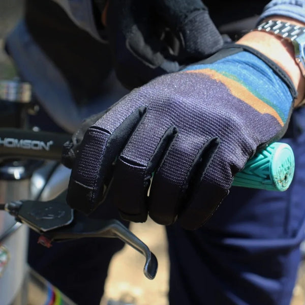 GIRO DND2｜MTBからグラベルまで対応する定番フルフィンガーグローブ