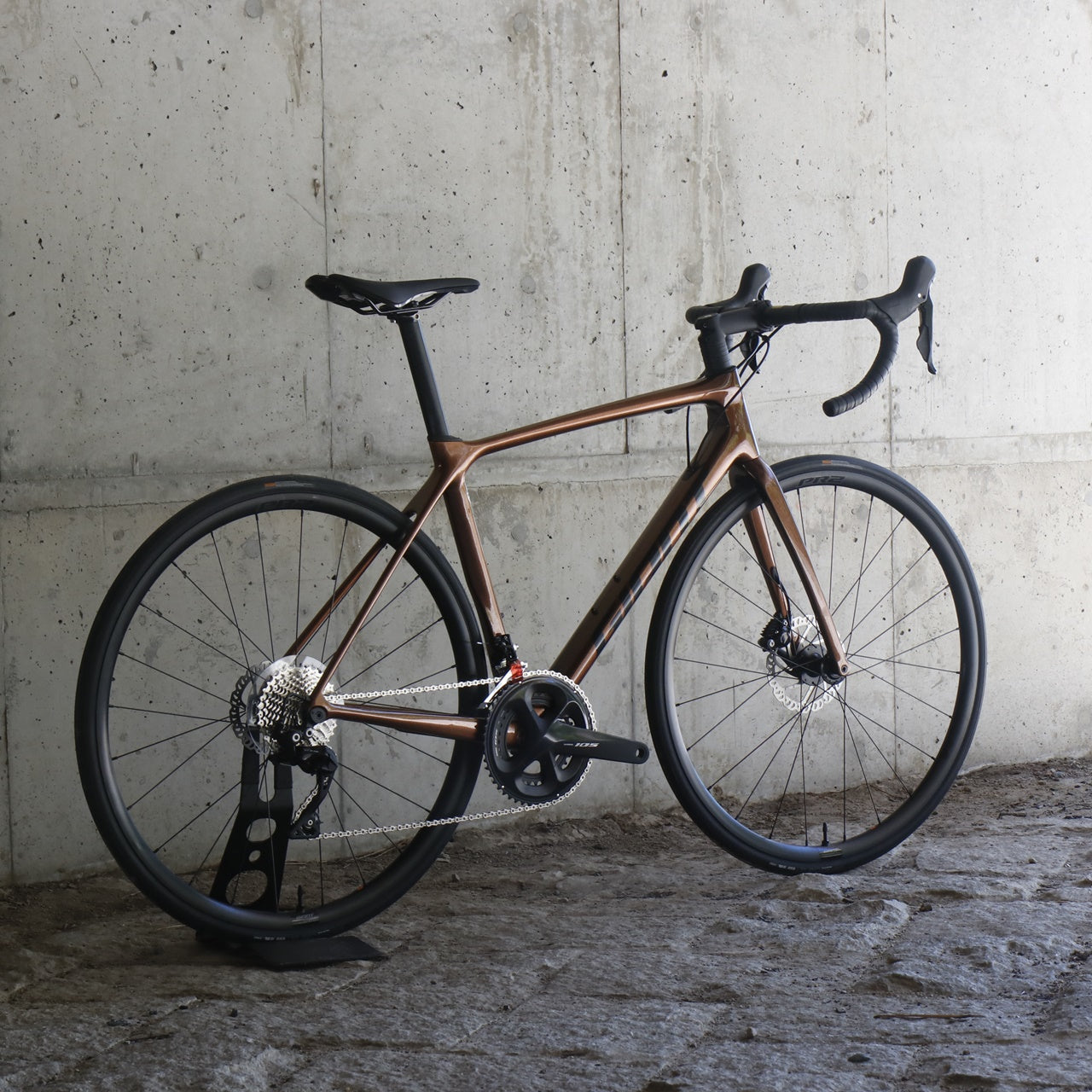 【店頭お渡し限定】【2023年モデル】TCR ADVANCED 2 DISC KOM（470size）