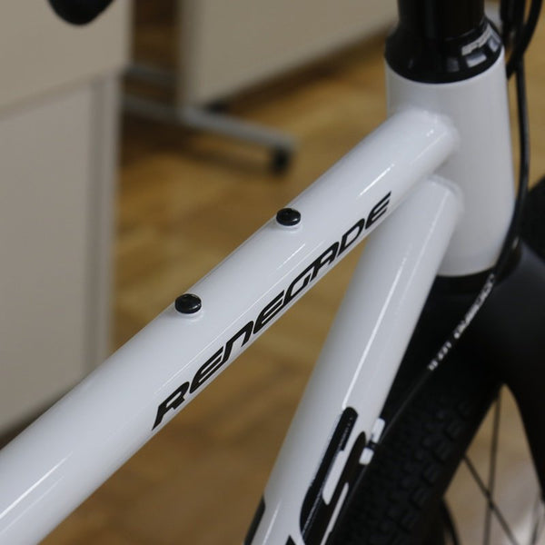 【在庫セール！】RENEGADE S3
