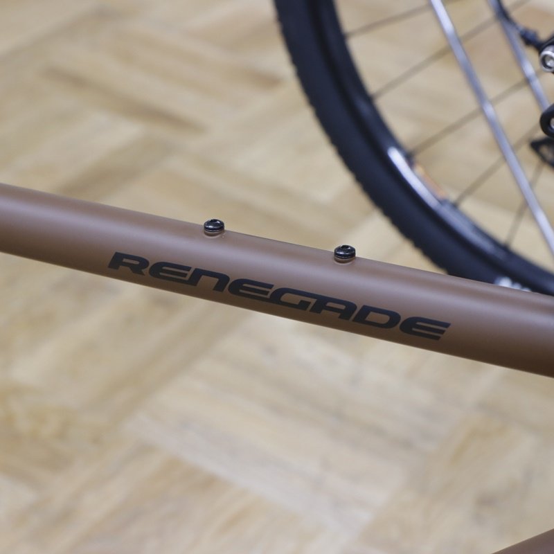 【2025年モデル】RENEGADE S4
