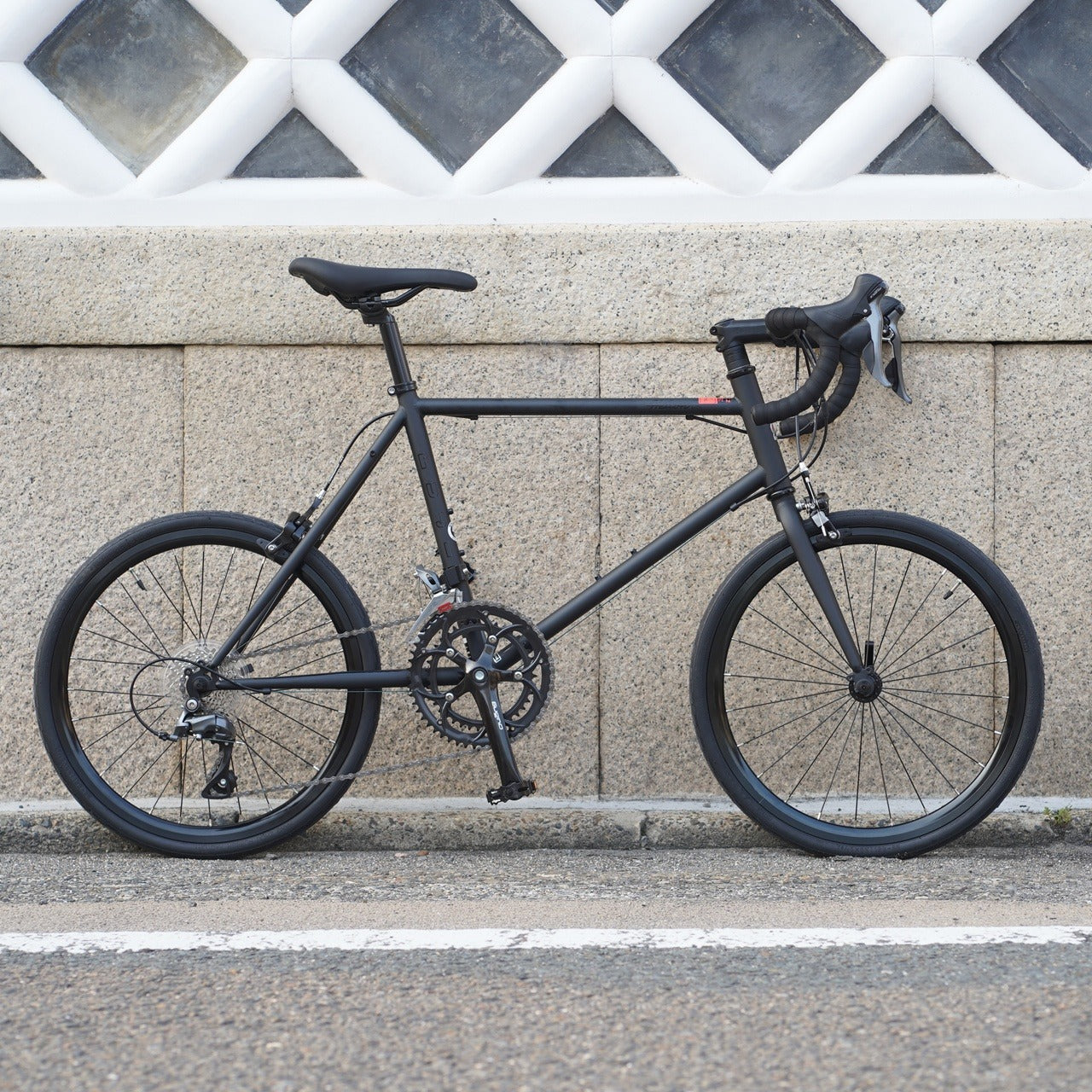 【2025年モデル】HELION R フジ ミニベロ ドロップハンドル クロモリ ミニロード 小径車 ロード CLARIS搭載 街乗り ドロップハンドル