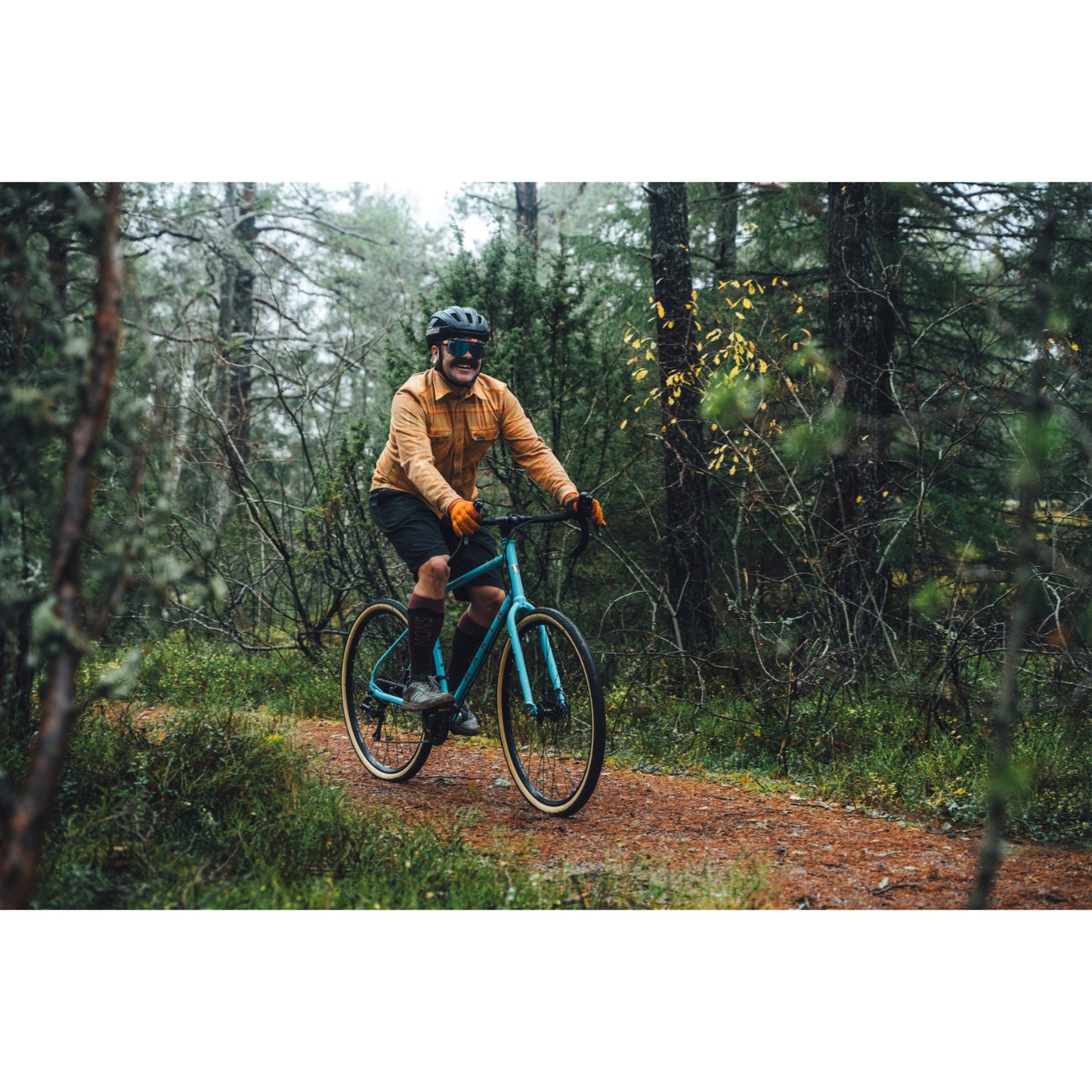 【2026年モデル】FOUR CORNERS 1 MARIN BIKES グラベルロード バイクパッキング アドベンチャーバイク クロモリフレーム ロングツーリング アメリカンバイク