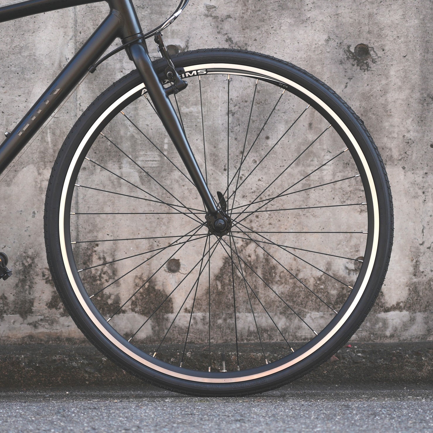 GIOS MISTRAL ALEX｜シンプルで長く使える軽量アルミクロスバイク