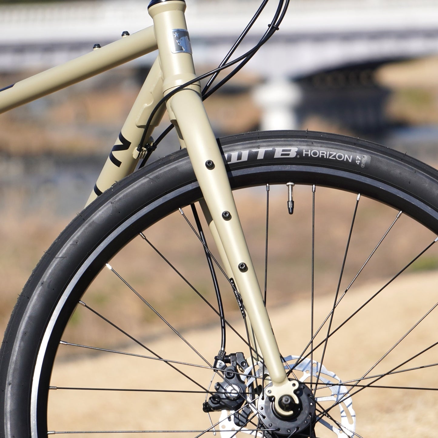 【2026年モデル】NICASIO SE（Black Tire Limited） Marin マリン NICASIO クロモリバイク グラベルクロス ツーリングバイク 街乗り 自転車 ディスクブレーキ クロスバイク