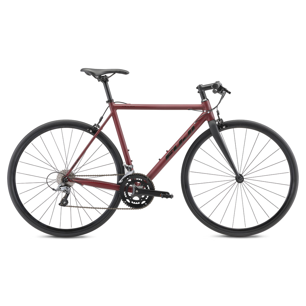 FUJI AKILAH（2026年モデル）｜クロスバイクを超える走行性能、軽量 
