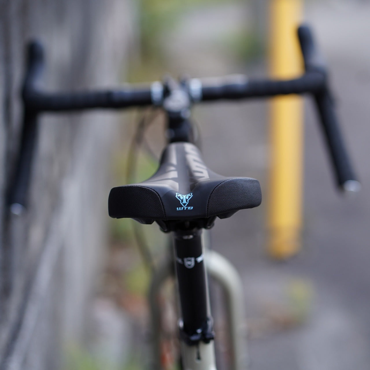 【2026年モデル】ROVE ST DL グラベルロード ツーリングバイク バイクパッキング クロモリロード 650Bグラベル KONA 2025 コナバイク